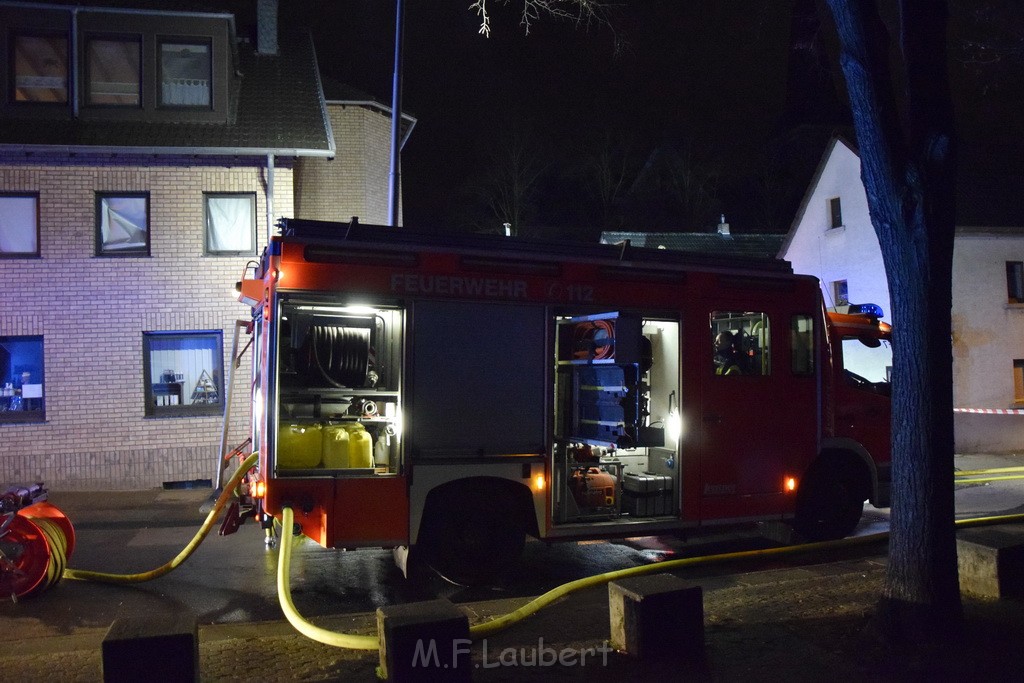 Feuer 2 Koeln Porz Langel Hinter der Kirche P106.JPG - Miklos Laubert